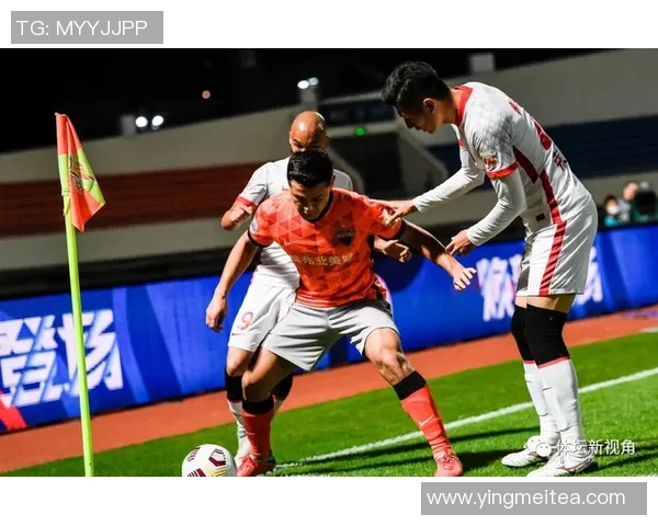 成都足球队强势领跑联赛积分榜85分稳居第一名争冠形势喜人